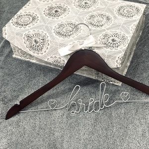 BRIDE hanger